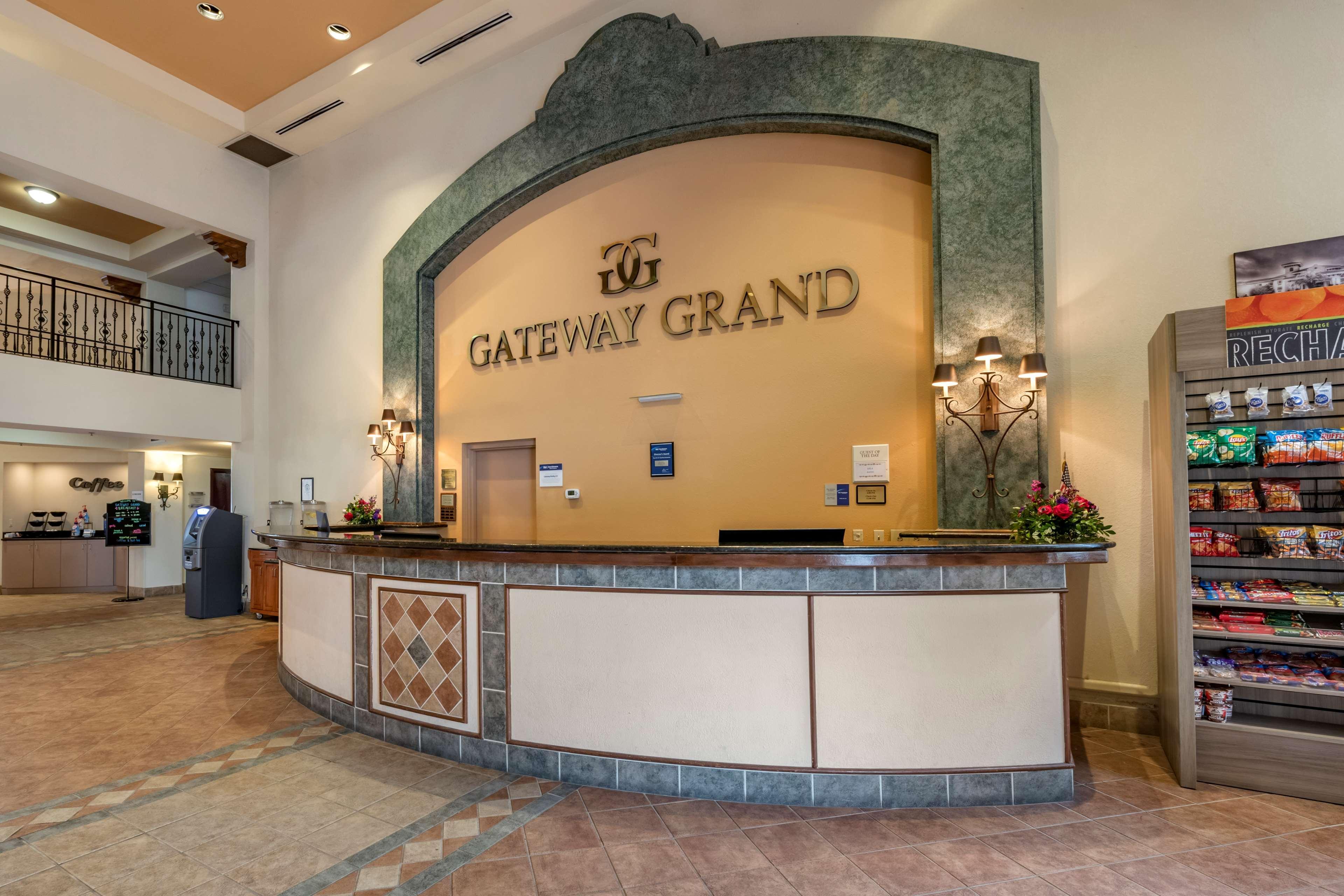Western Gateway Grand Hotel