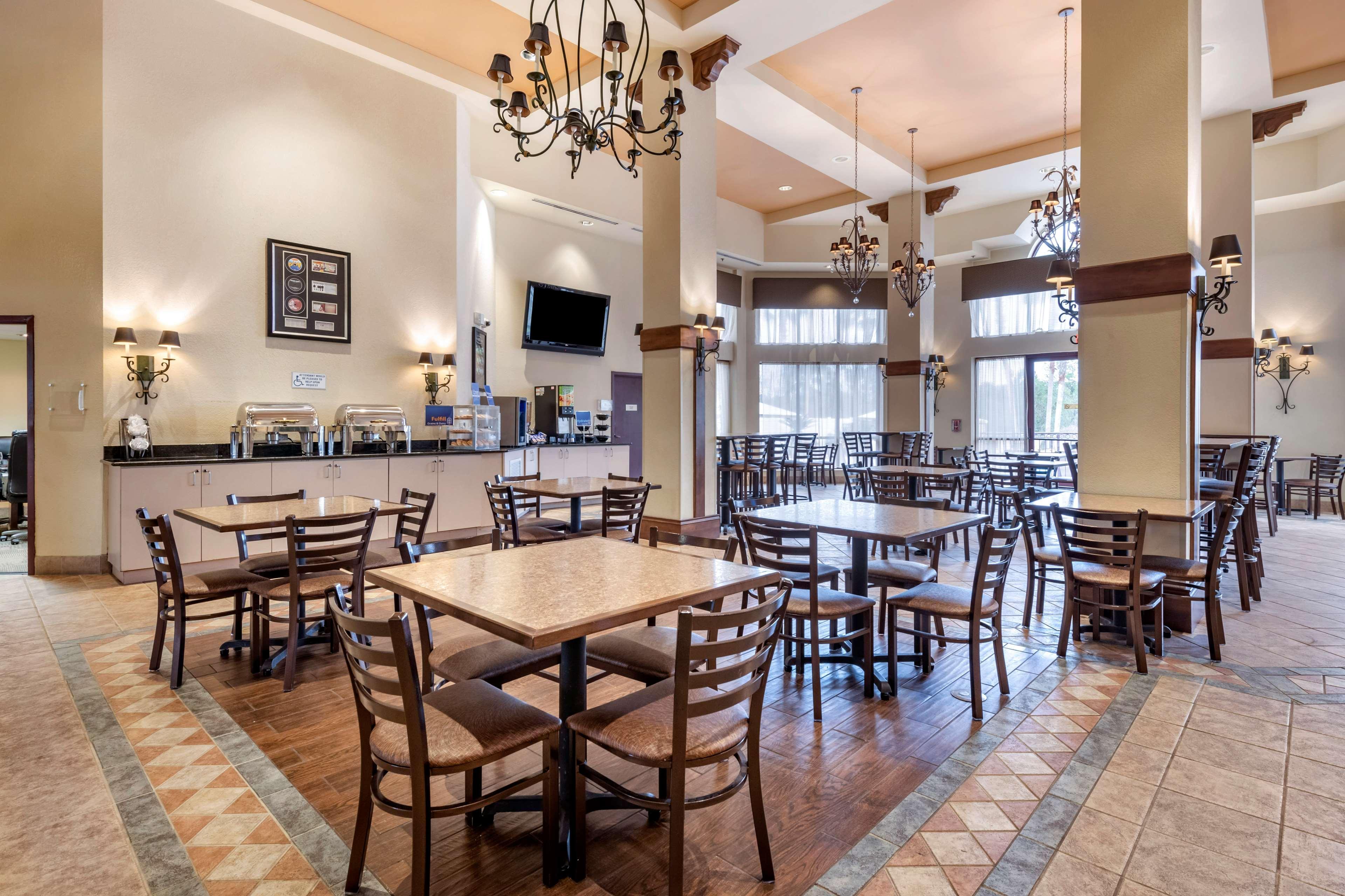 Western Gateway Grand Hotel 3*