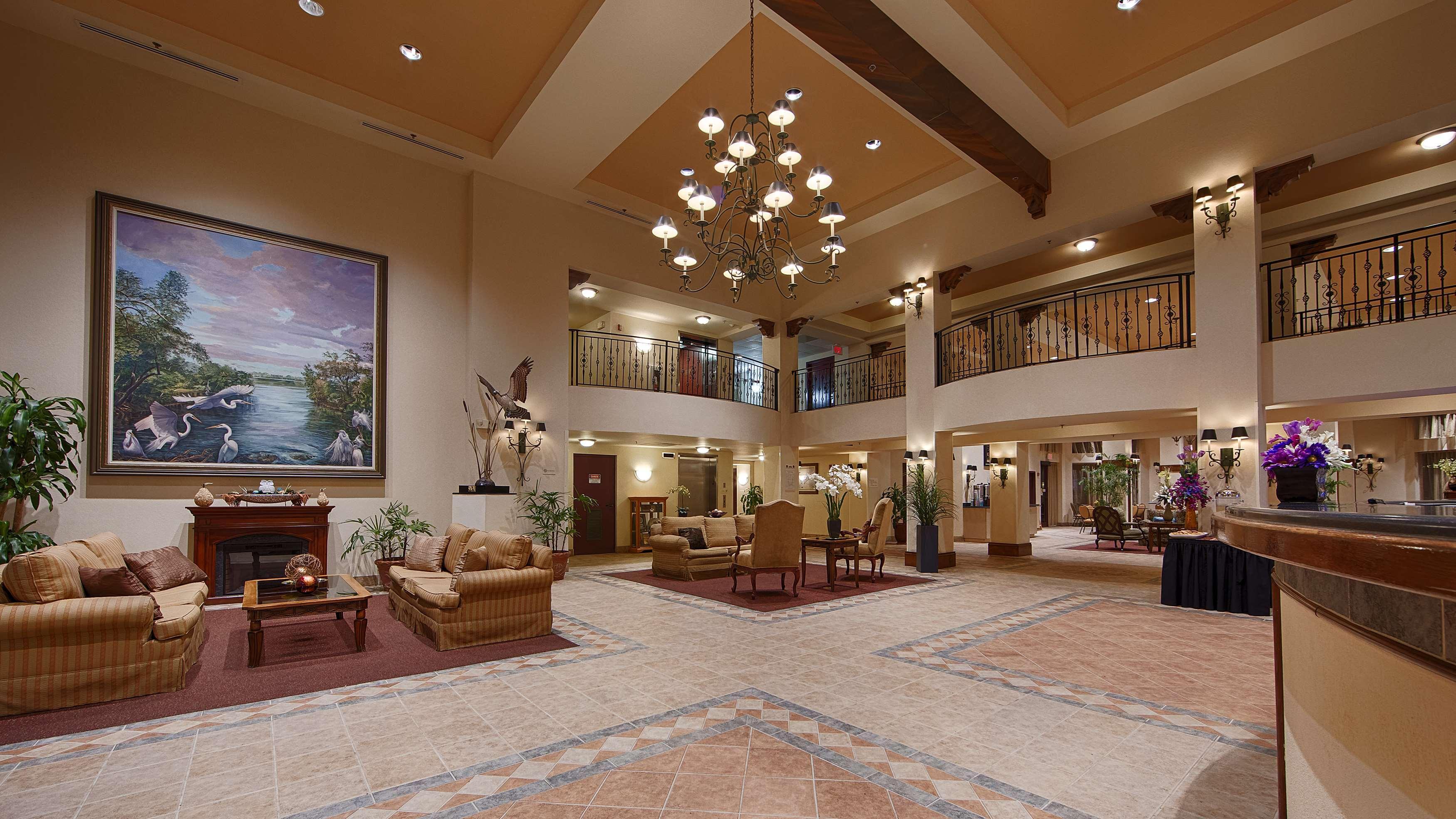 Western Gateway Grand
