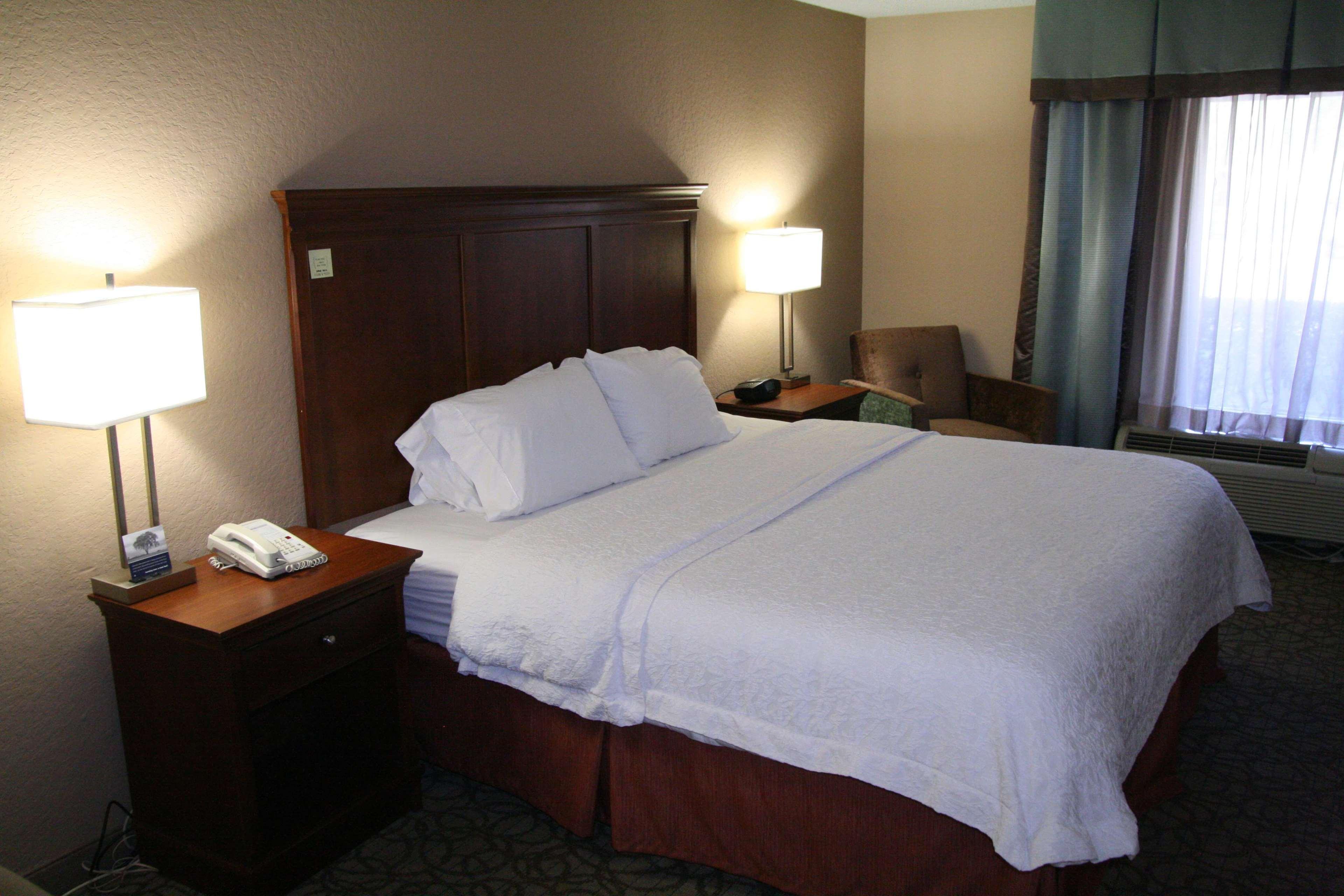 Hampton 3*