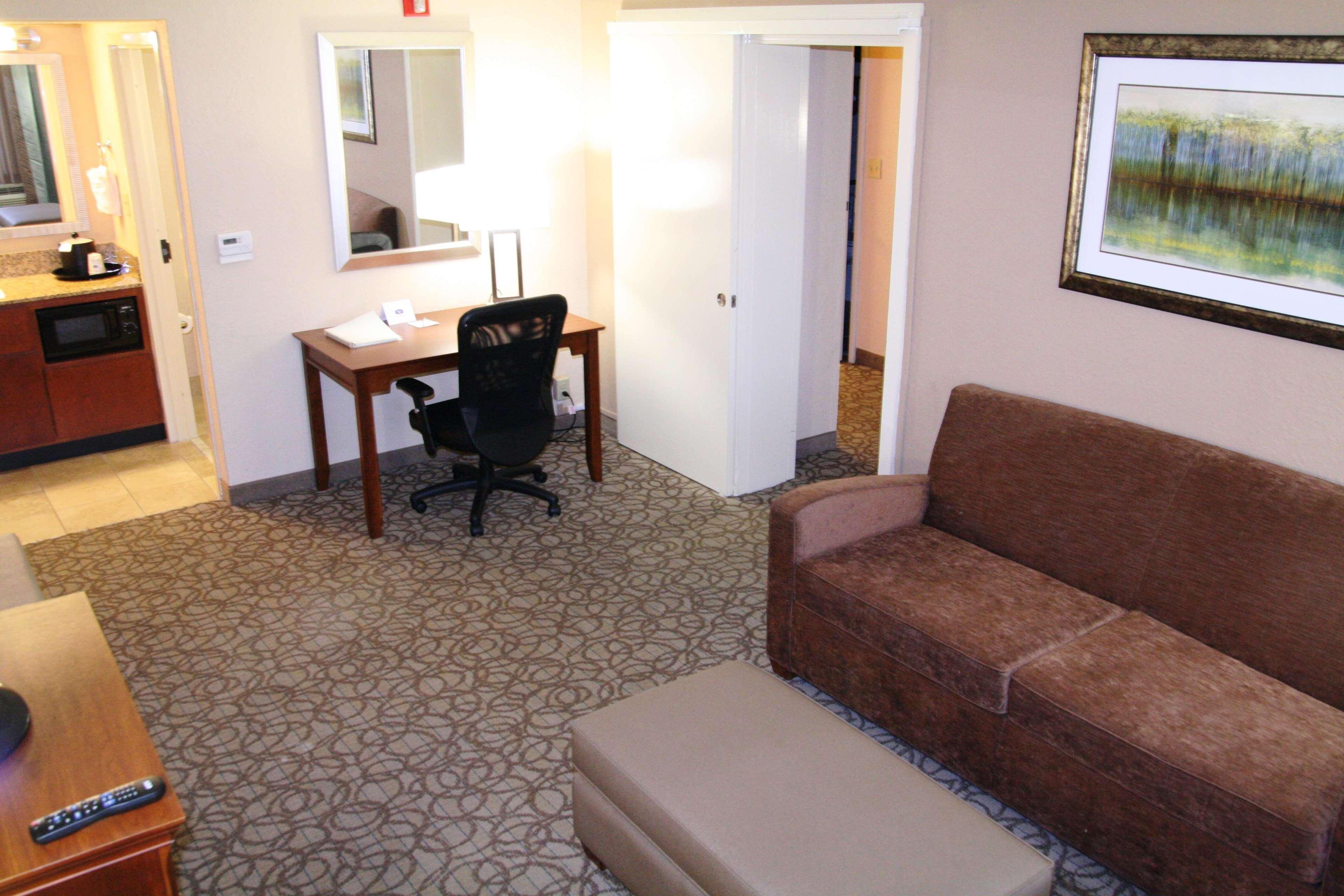 Hampton Hotel