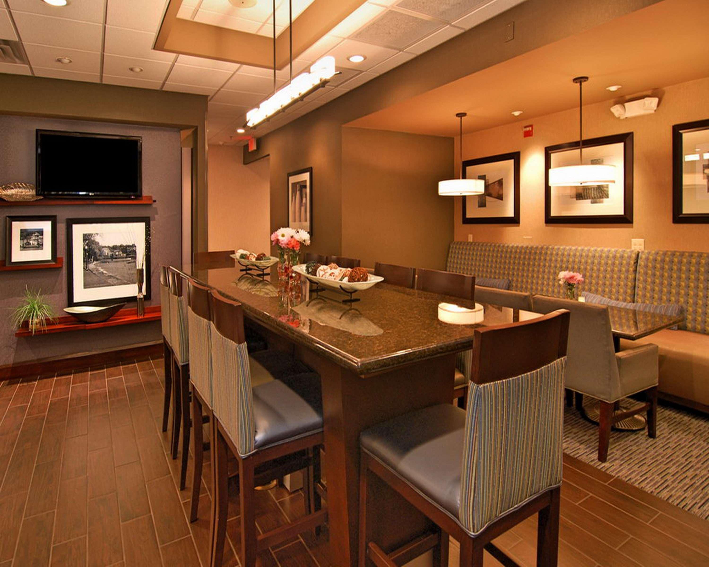 Hampton Hotel 3*