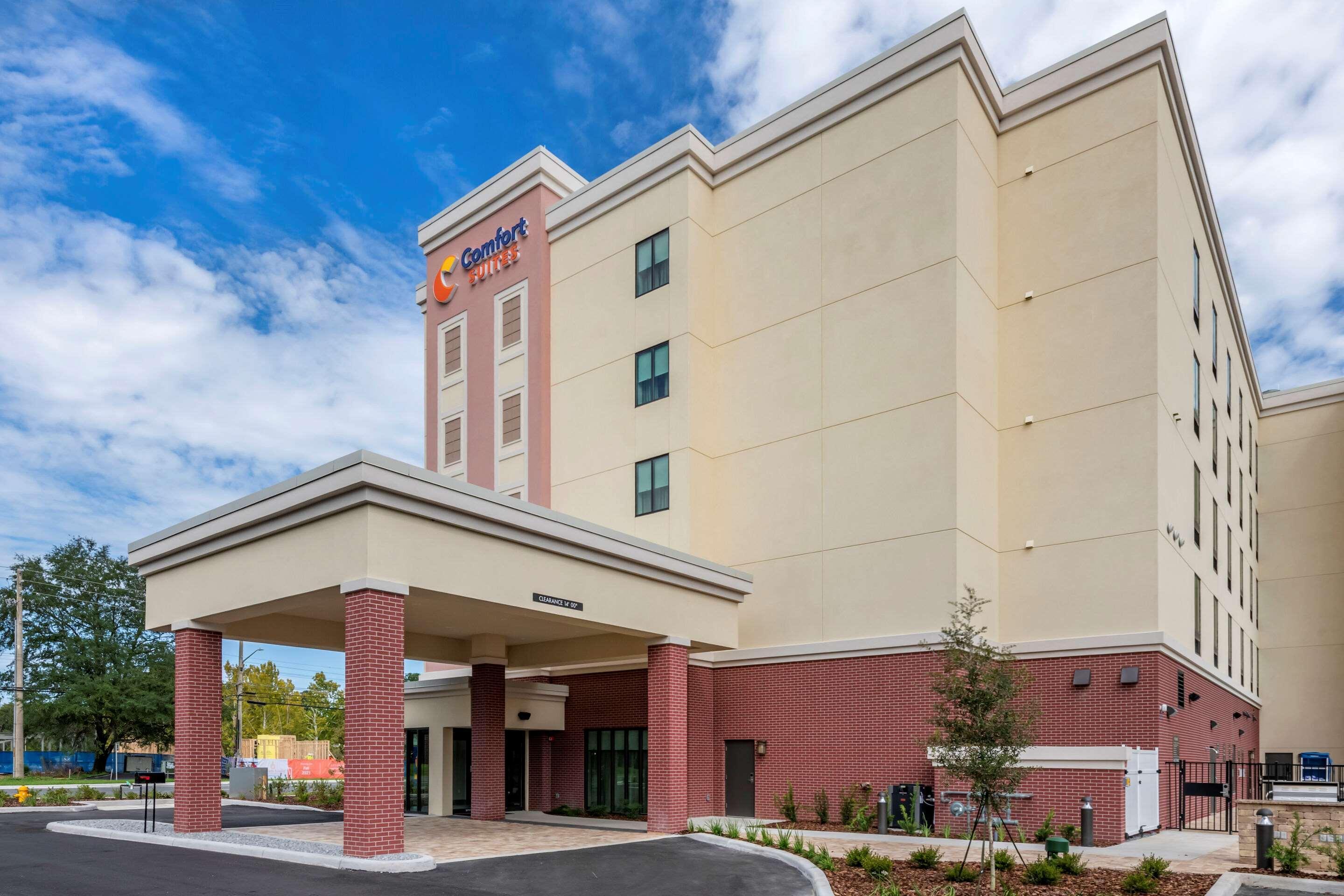 Hotel Comfort Near Gainesville