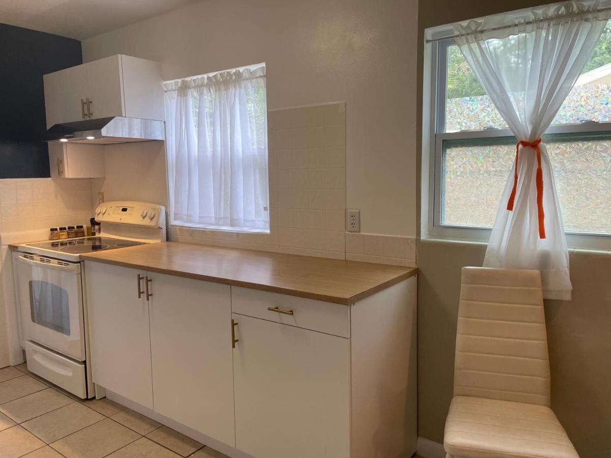Holiday home Fun 2 Bedrm House.free Parking, Family Ok, Gator Games Gainesville