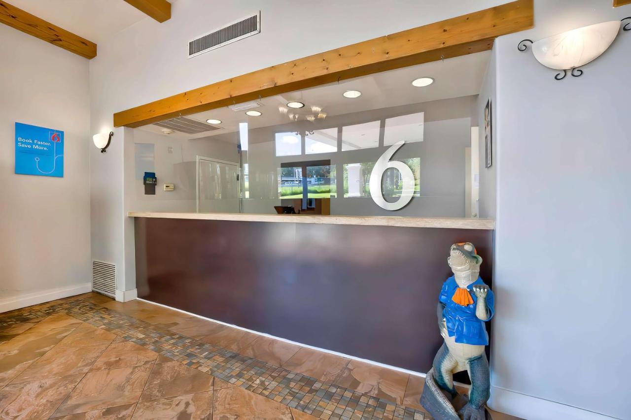 6 Gainesville, Fl Hotel