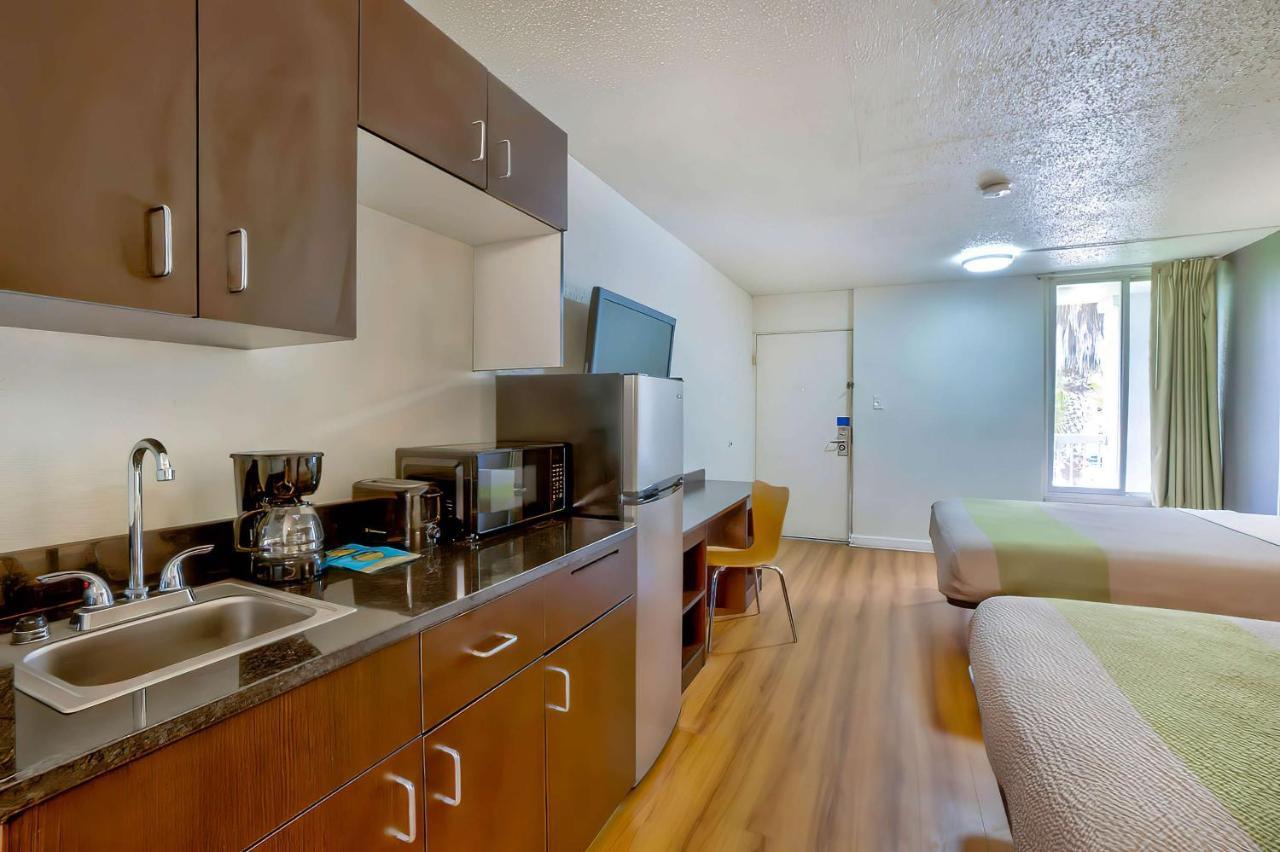 Hotel 6 Gainesville, Fl