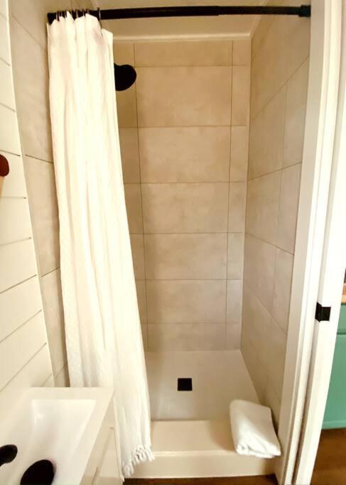 Apartamento Entirely Private Tiny - 1 Mile To Uf