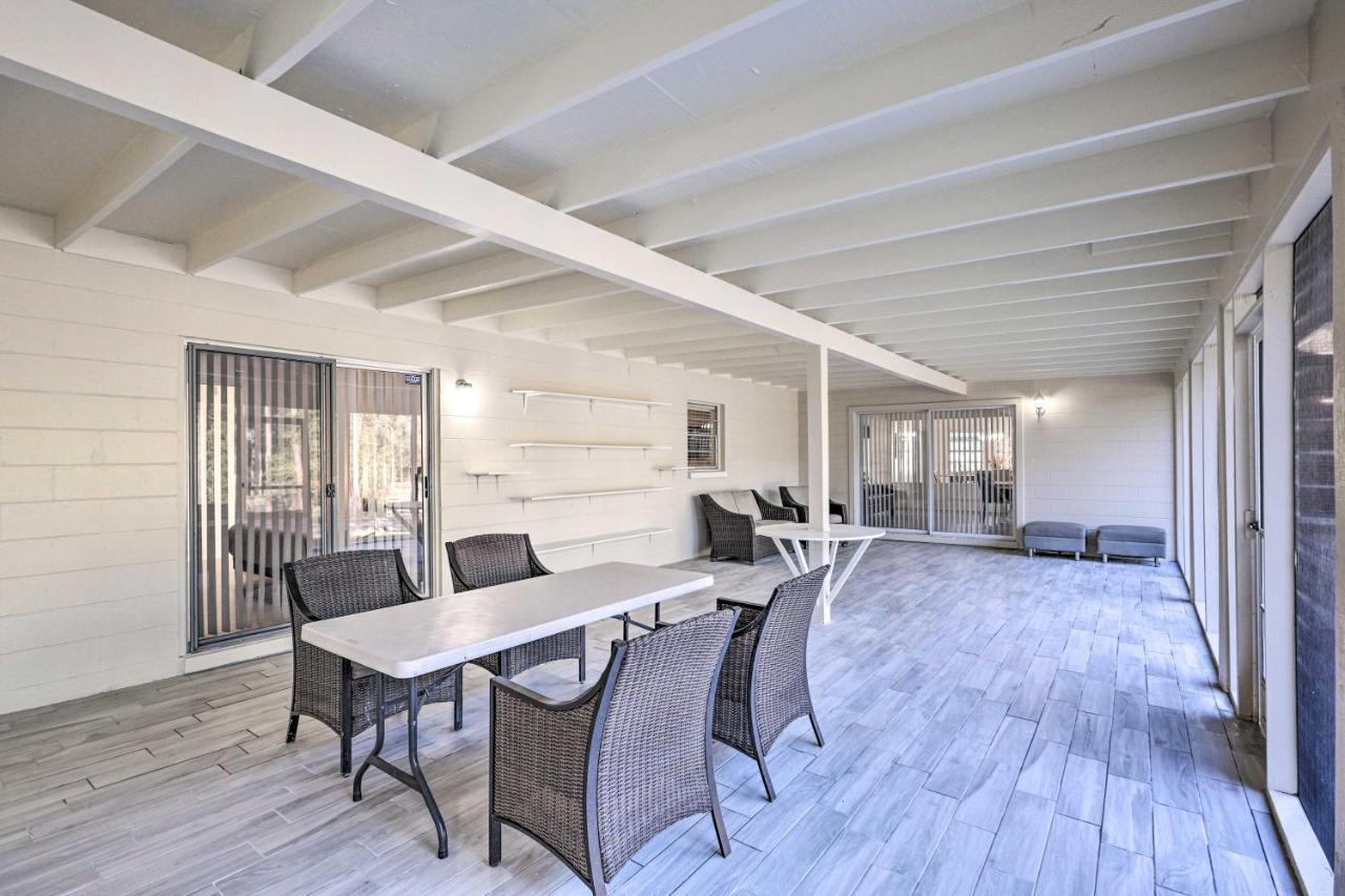 Holiday home Spacious Retreat With Backyard!