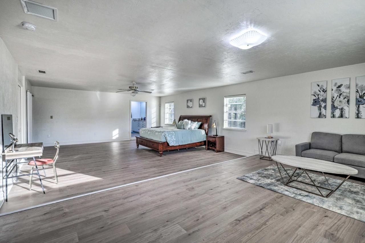 Spacious Retreat With Backyard!