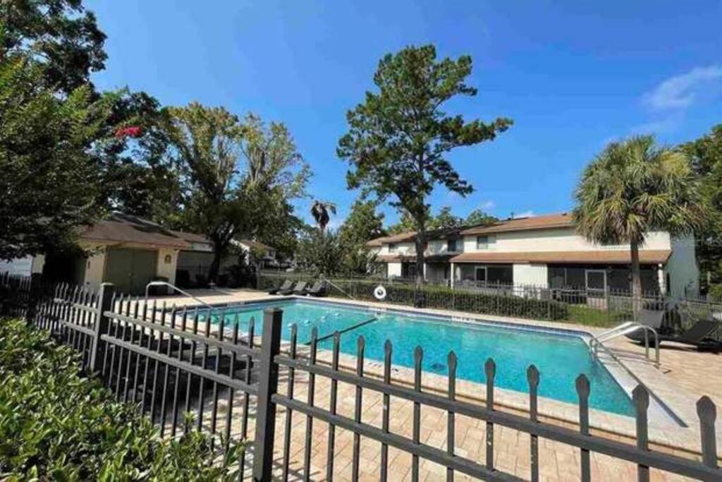 Apartamento Cozy For 6 Near Shands & Uf Campus