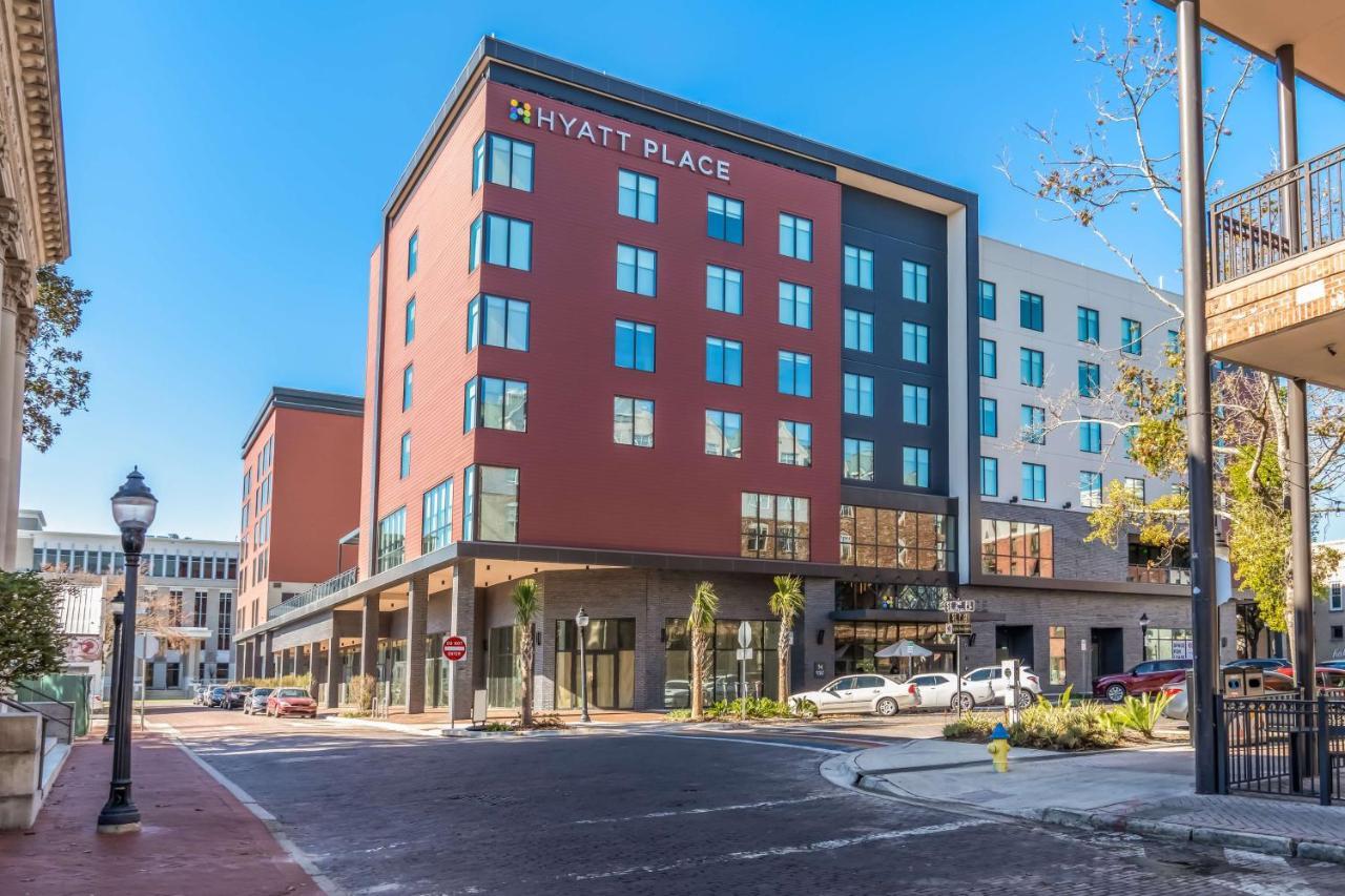 Hyatt Place Downtown *