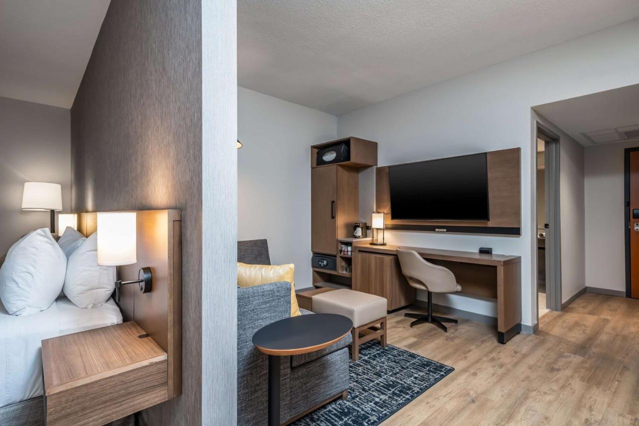 Hyatt Place Downtown Hotel