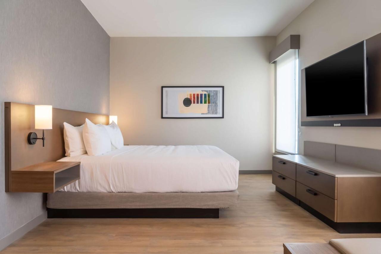 Hyatt Place Downtown *