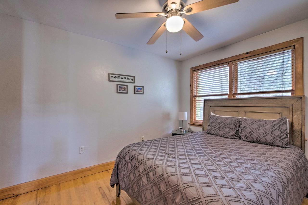 Holiday home Charming Townhome Less Than 2 Mi To University
