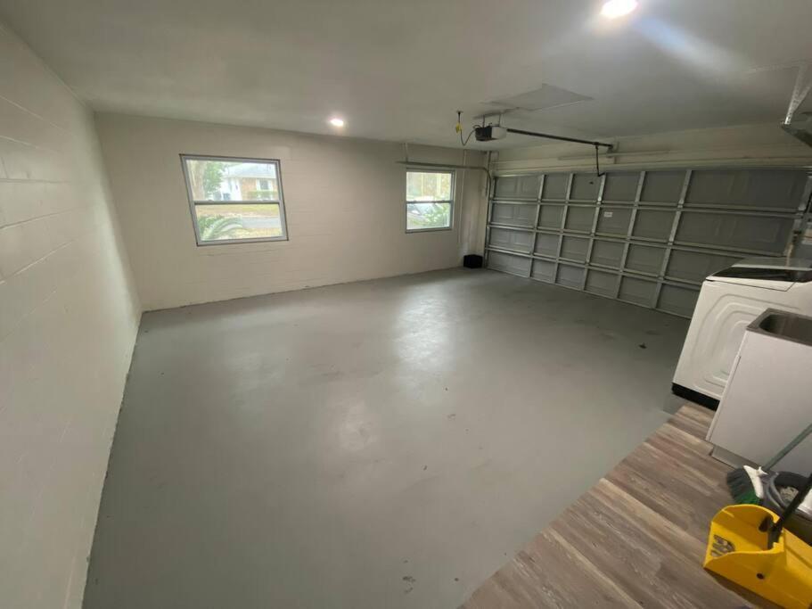 Charming Renovated With Jetted Tub/king Beds