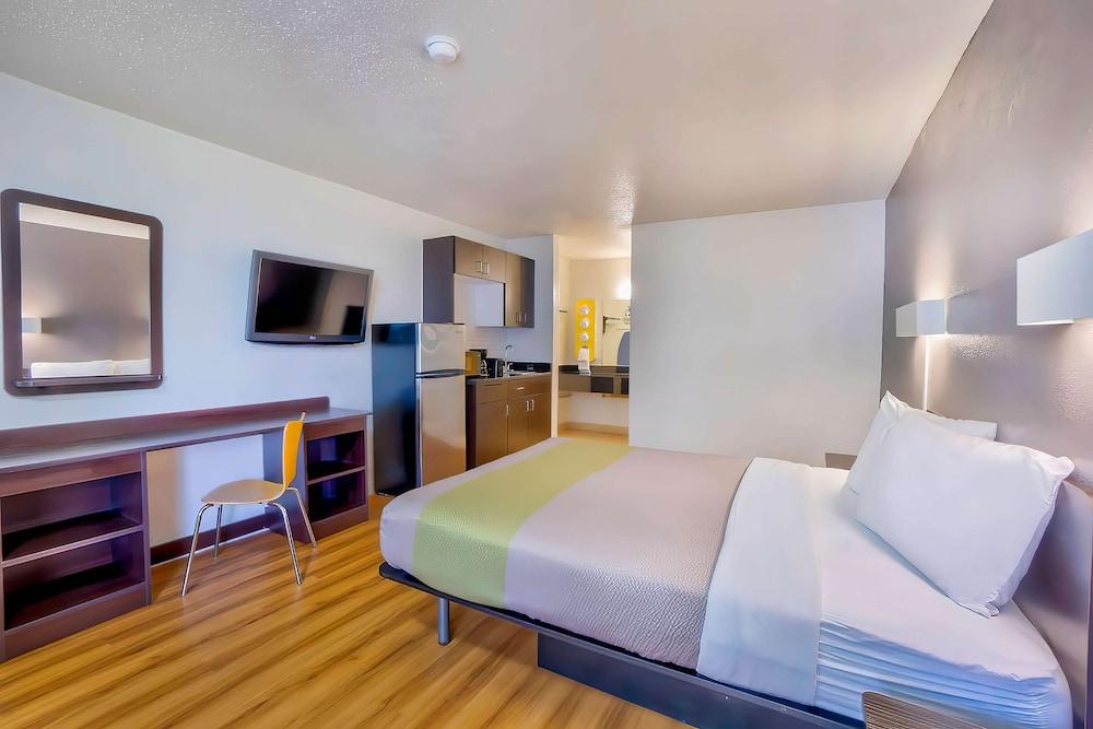 6-gainesville, Fl Hotel