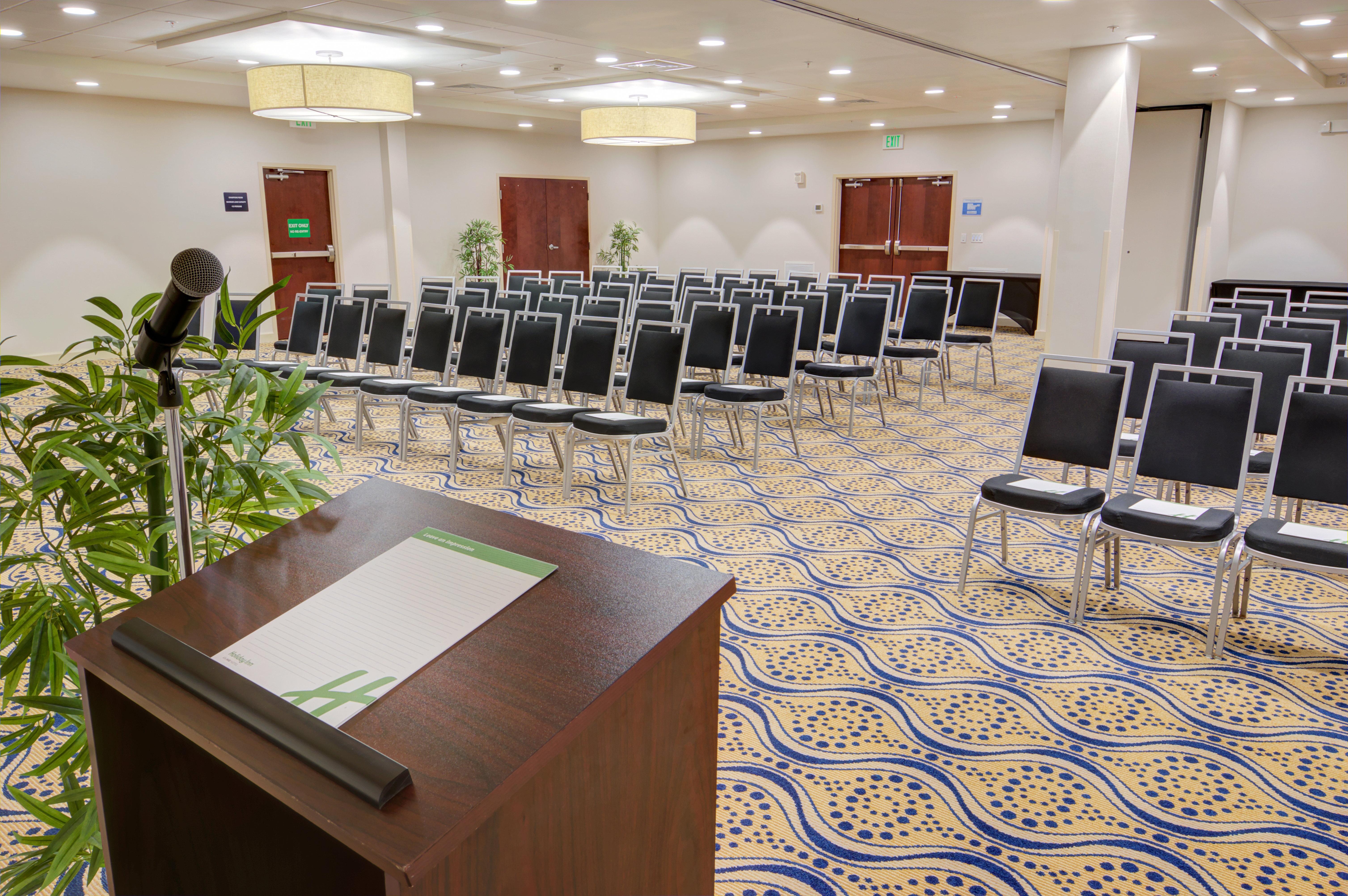 Gainesville-university Center By Ihg Hotel Gainesville
