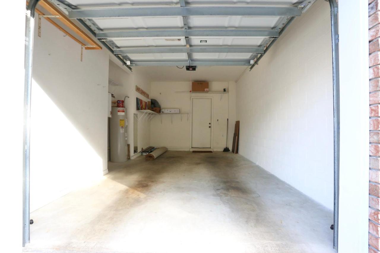 Apartment Nomad Retreat King Bed Boutique W Garage