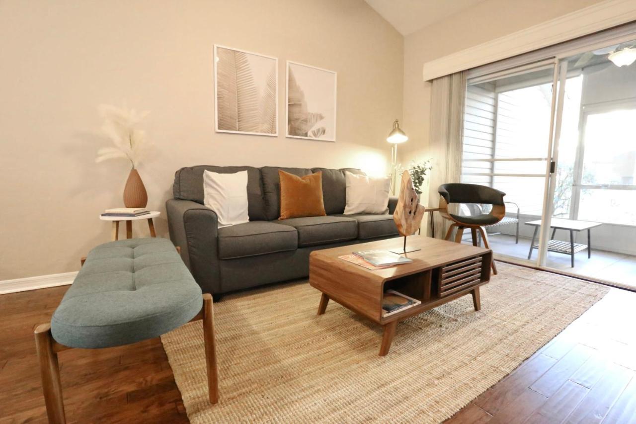 Nomad Retreat King Bed Boutique W Garage Apartment