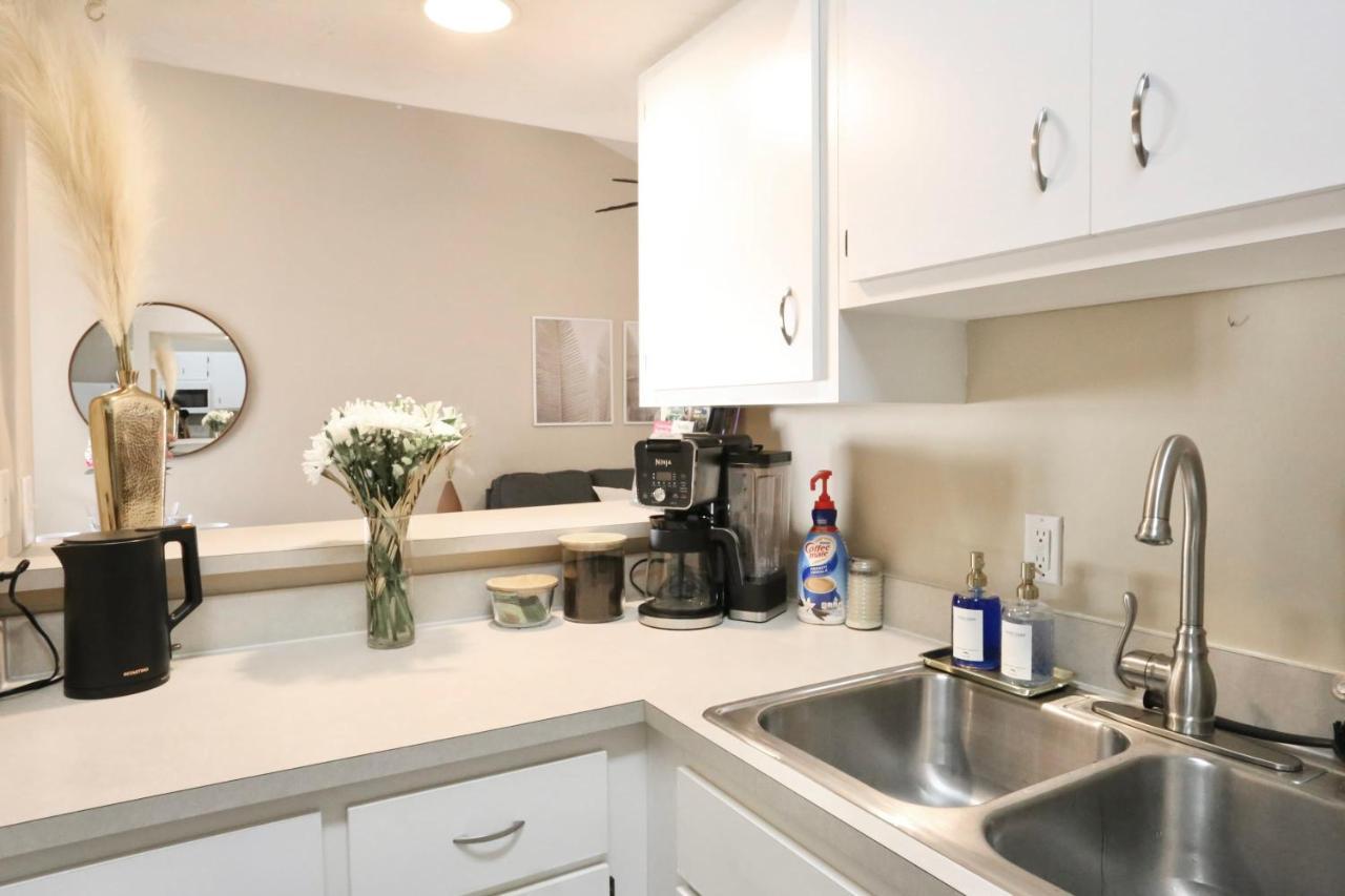 Nomad Retreat King Bed Boutique W Garage Apartment