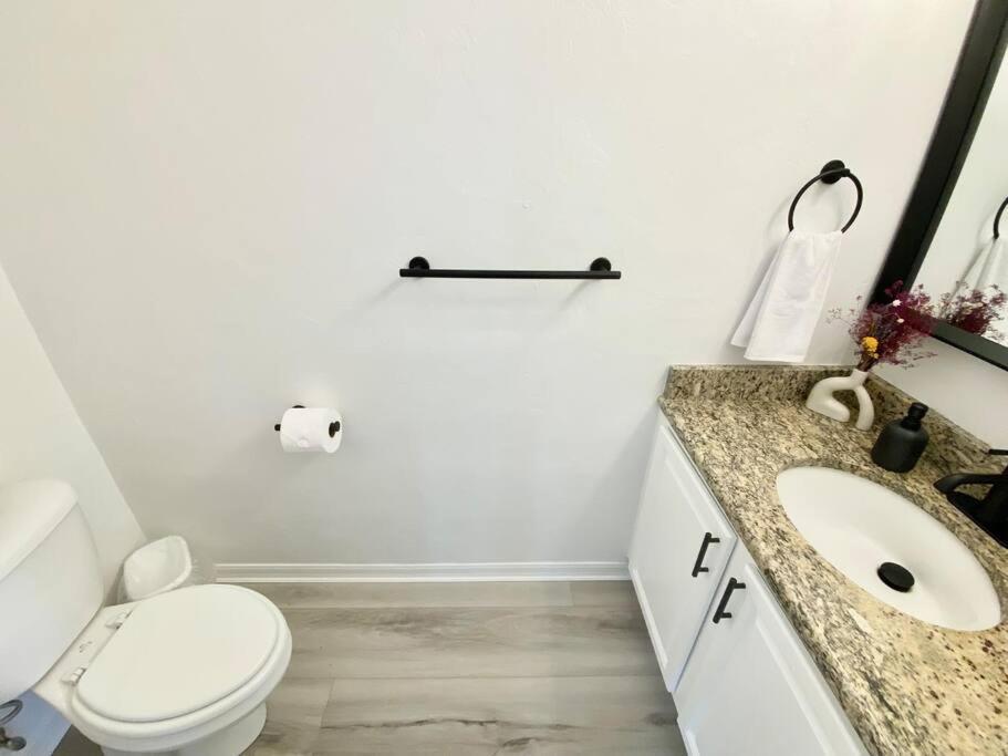 Holiday home Sanctuary Bright 2 Bedroom King *