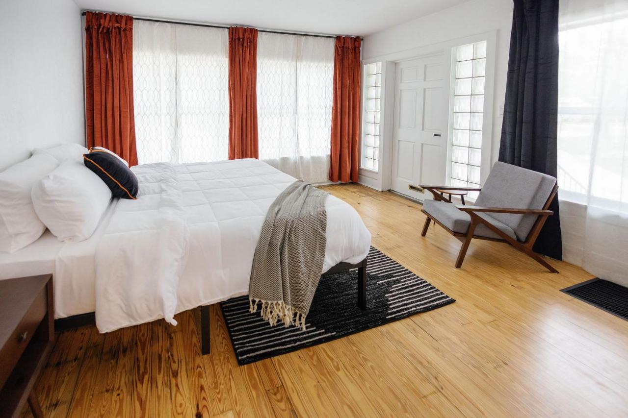 Casa de férias Newly Reno'd Historic Mansion 1 Mile To Uf & Dt