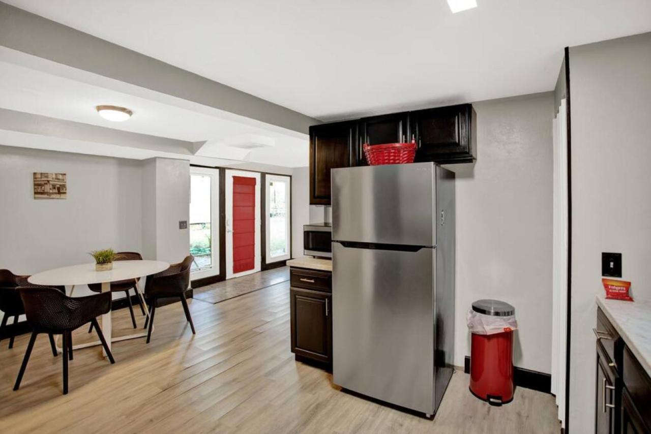 Unique Downtown 2br 2ba Close To Everything Apt.b *
