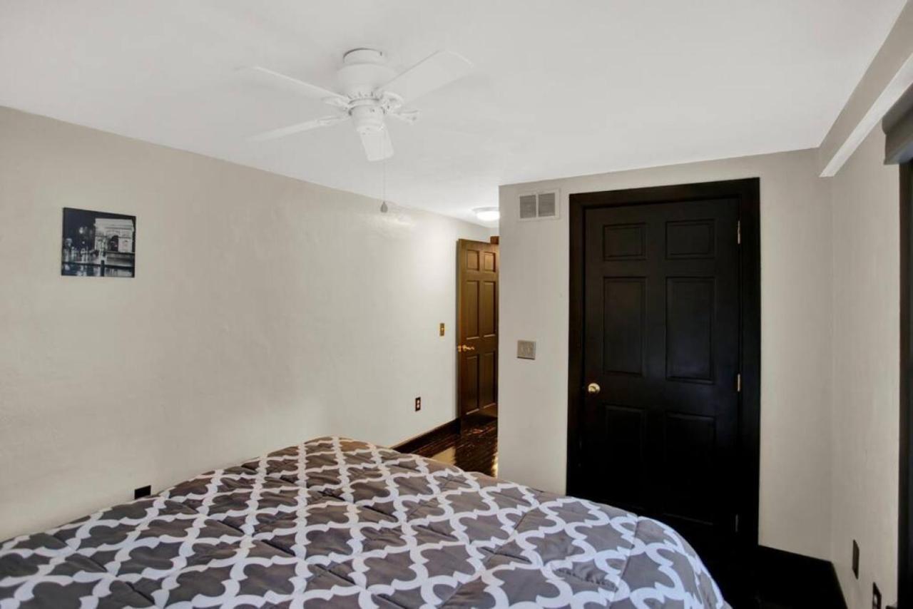 Unique Downtown 2br 2ba Close To Everything Apt.b