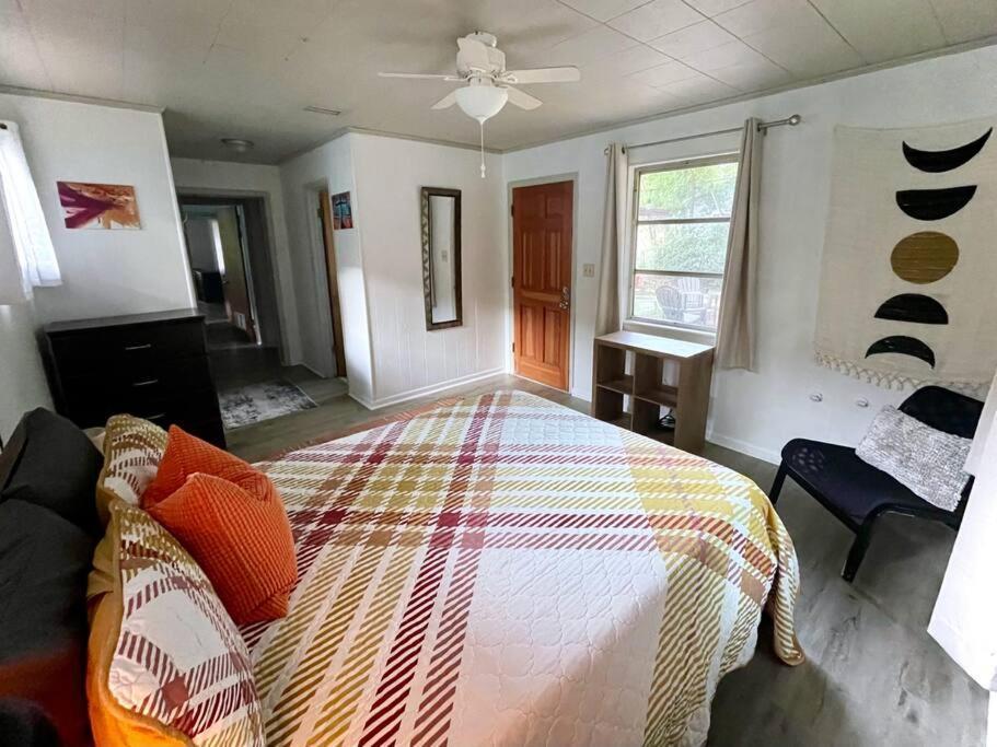 3br Downtown House With Yard By Uf