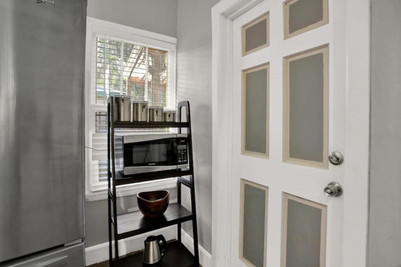 1940 Seen On Fyi, 2bd 2ba Gainesville