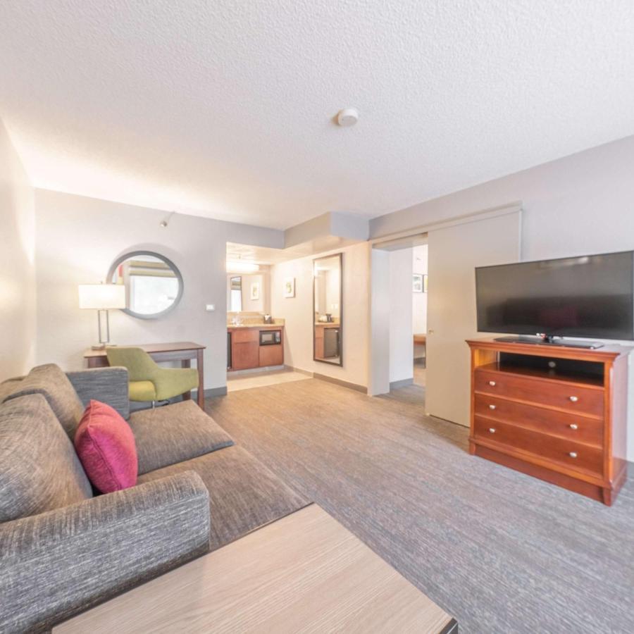Hotel Hampton
