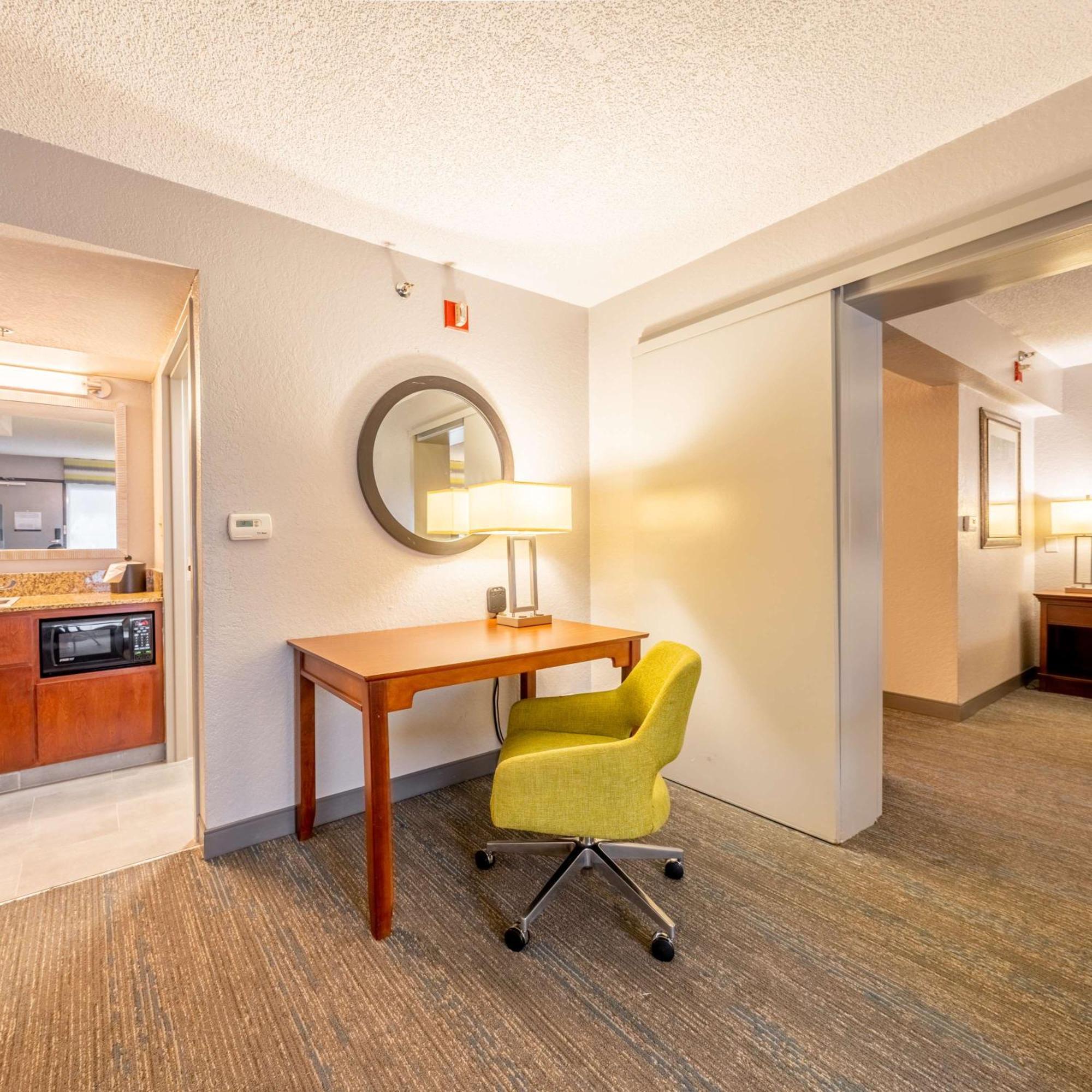 Hampton Hotel