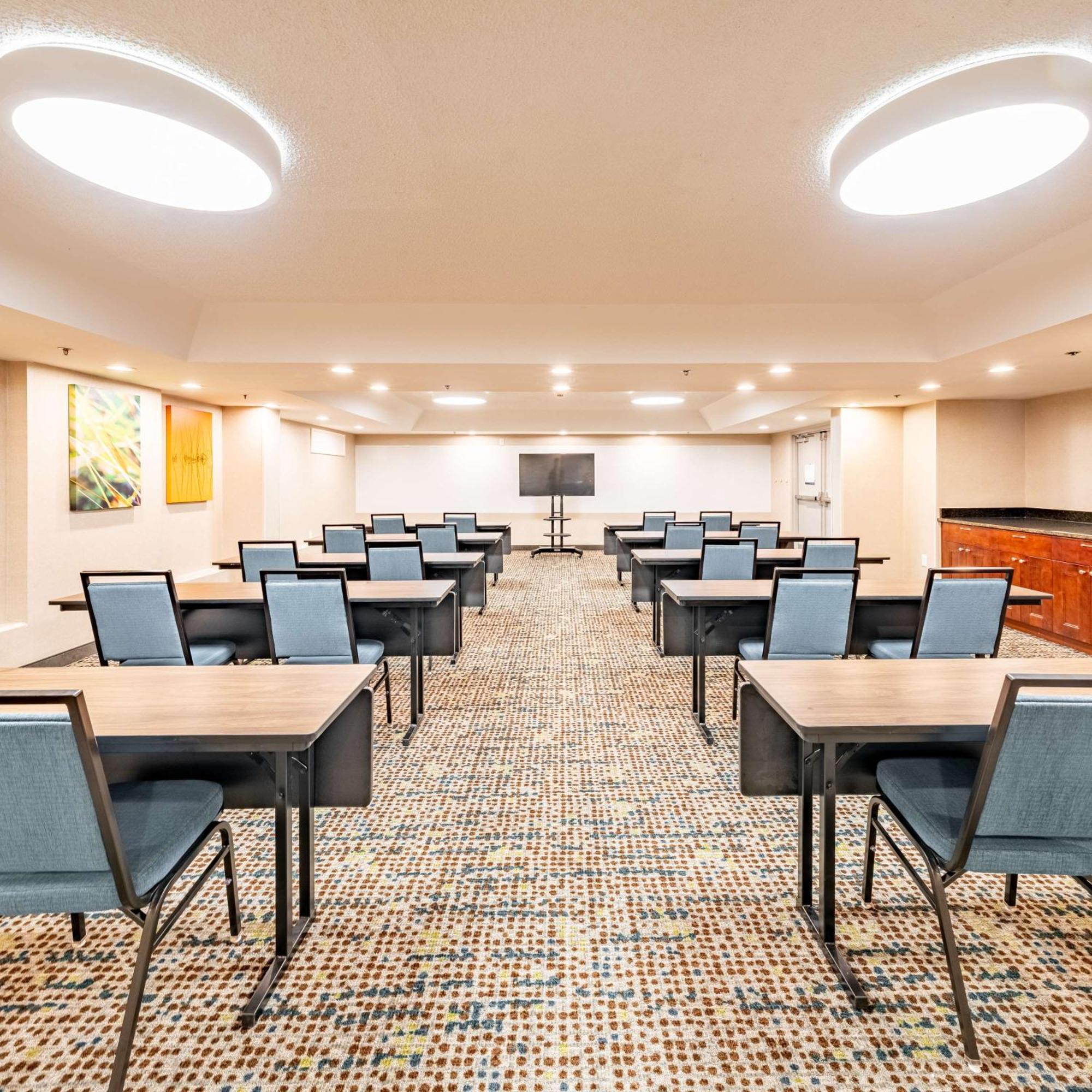 Hotel Hampton