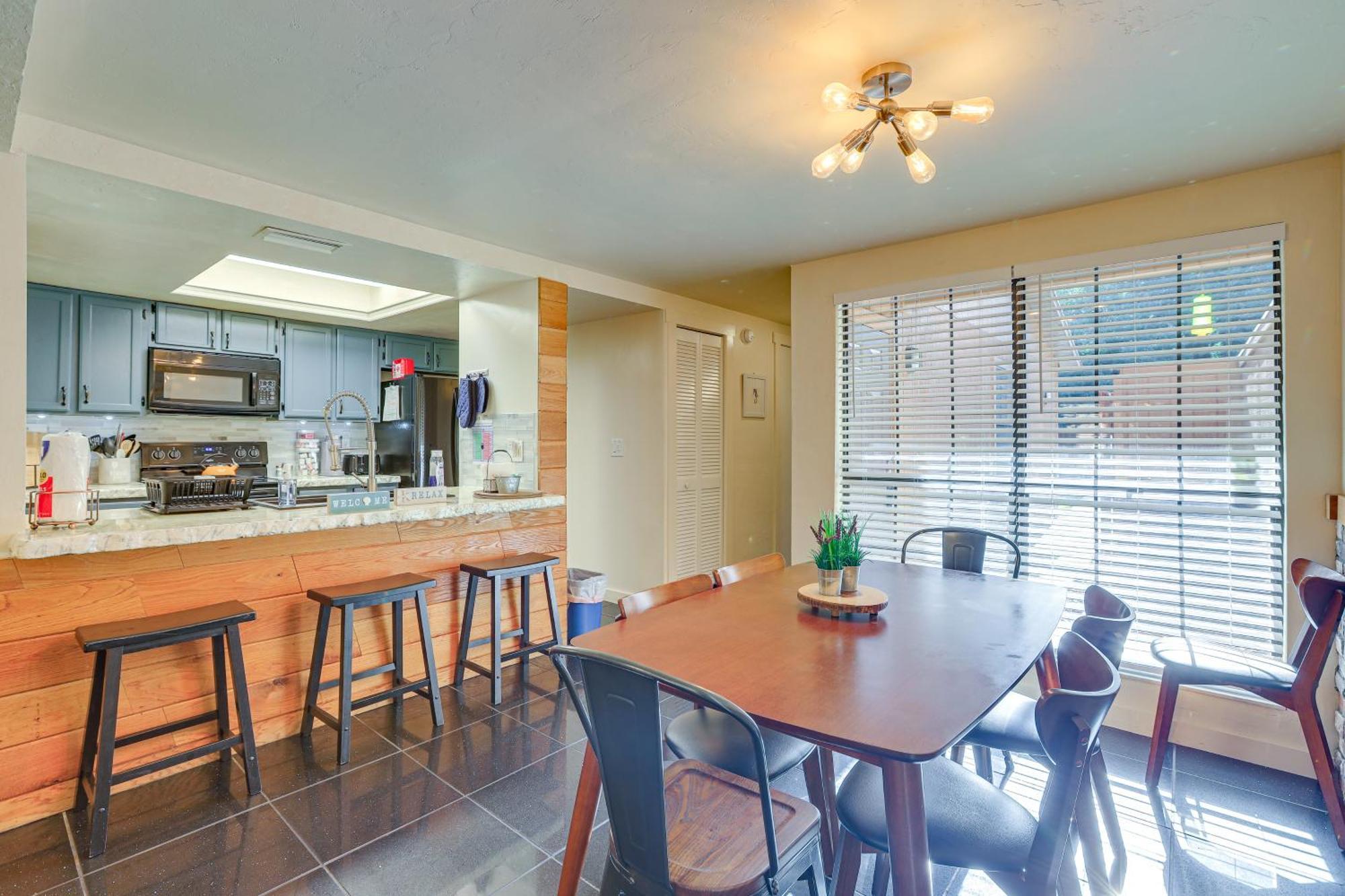 Townhome With Patio About 3 Mi To Uf! * Gainesville