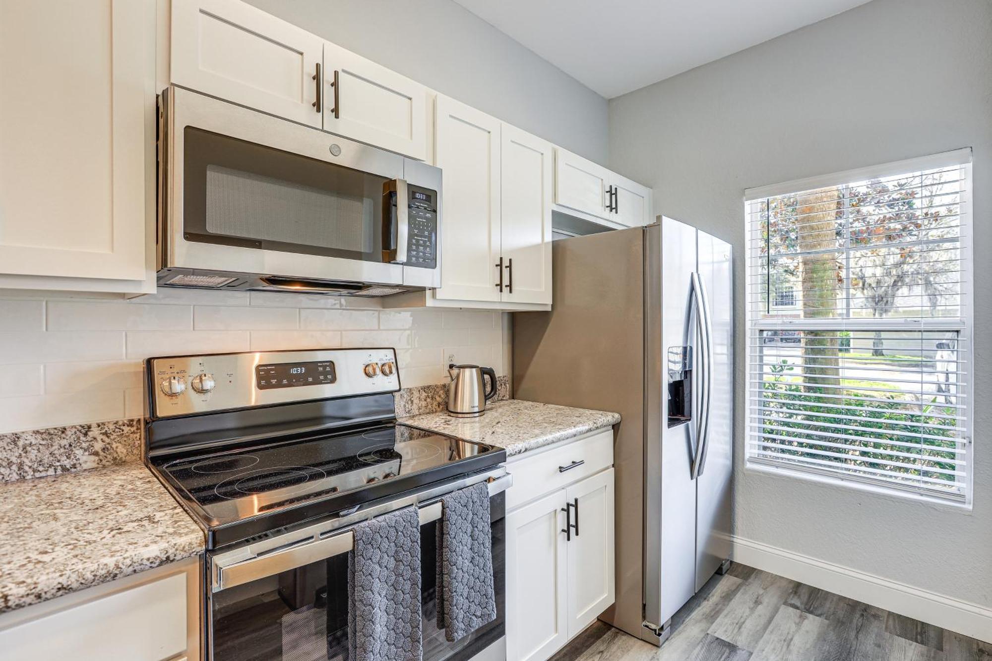 Tranquil Gem With Lanai And Pool Access! * Gainesville