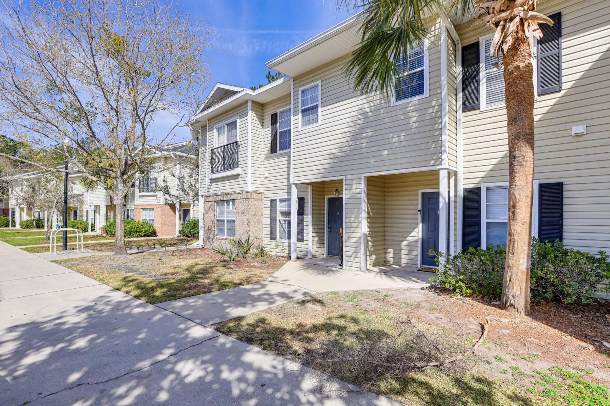 Tranquil Gem With Lanai And Pool Access! *