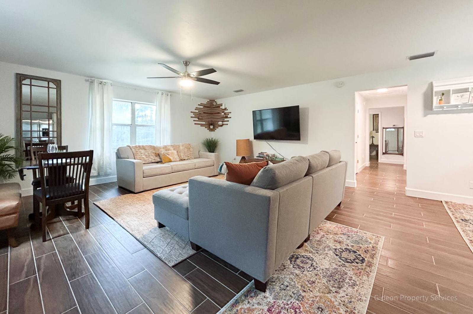 Holiday home 3/2 Uf Wooded Paradise Retreat *
