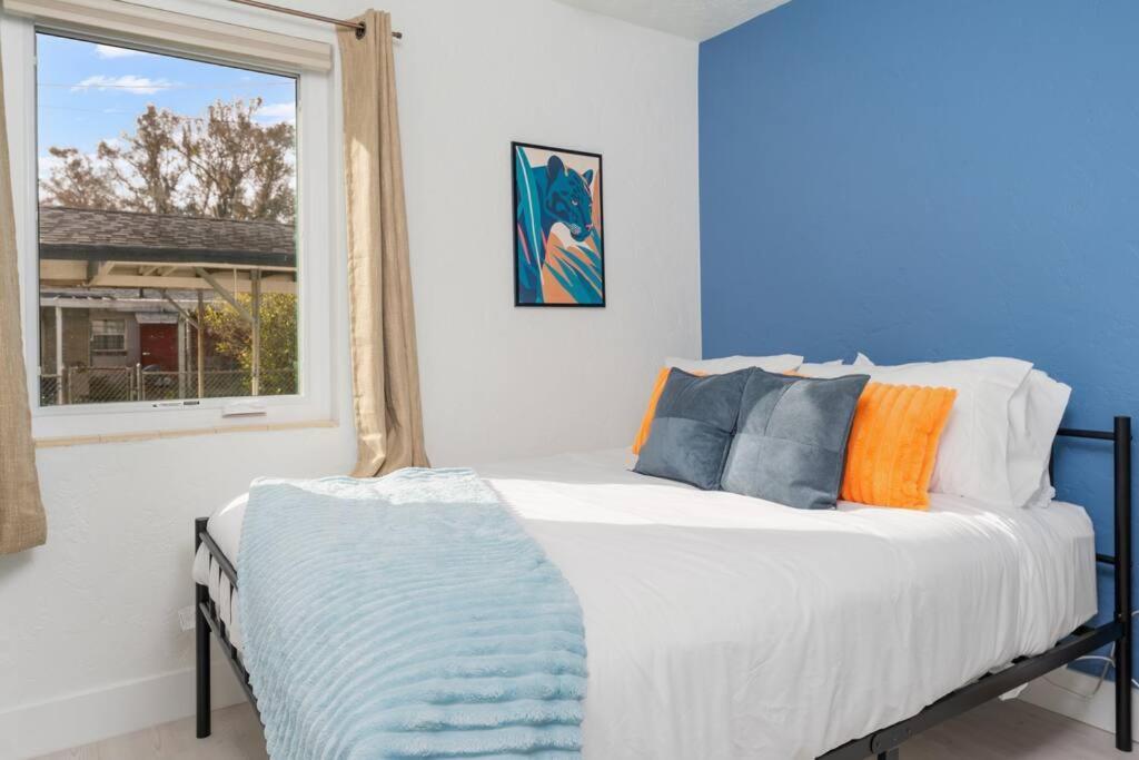 Smart Bungalow: 10-min To Uf, Location Casa de férias Gainesville
