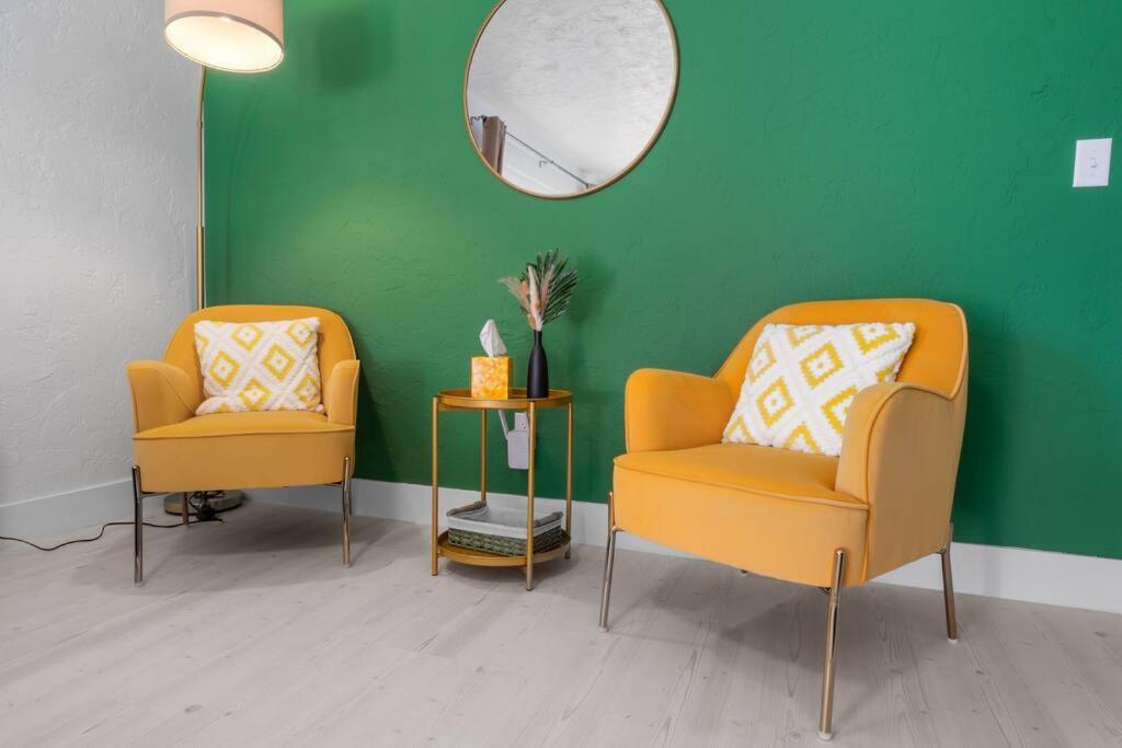 Smart Bungalow: 10-min To Uf, Location *