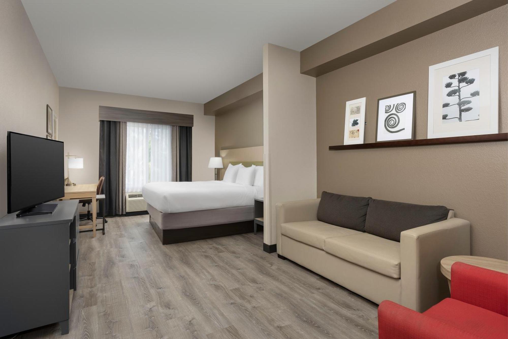 Country & By Radisson, Gainesville, Fl 3*