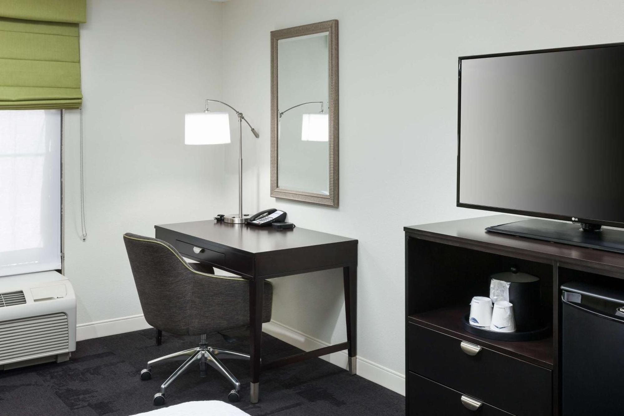 Hotel Hampton & Downtown 3*