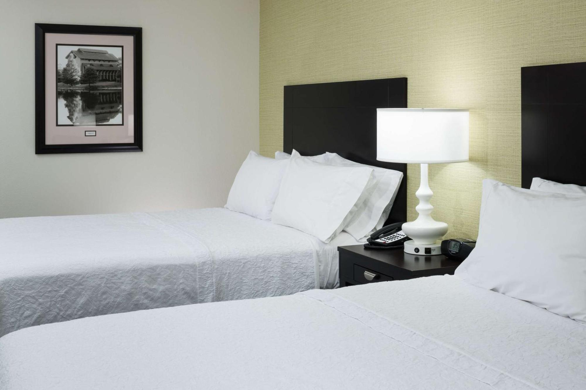 Hampton & Downtown Hotel