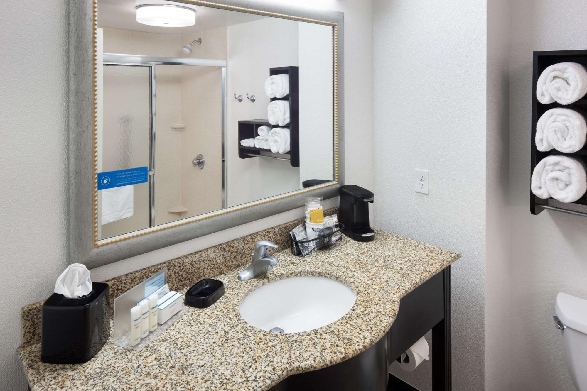 Hotel Hampton & Downtown 3*