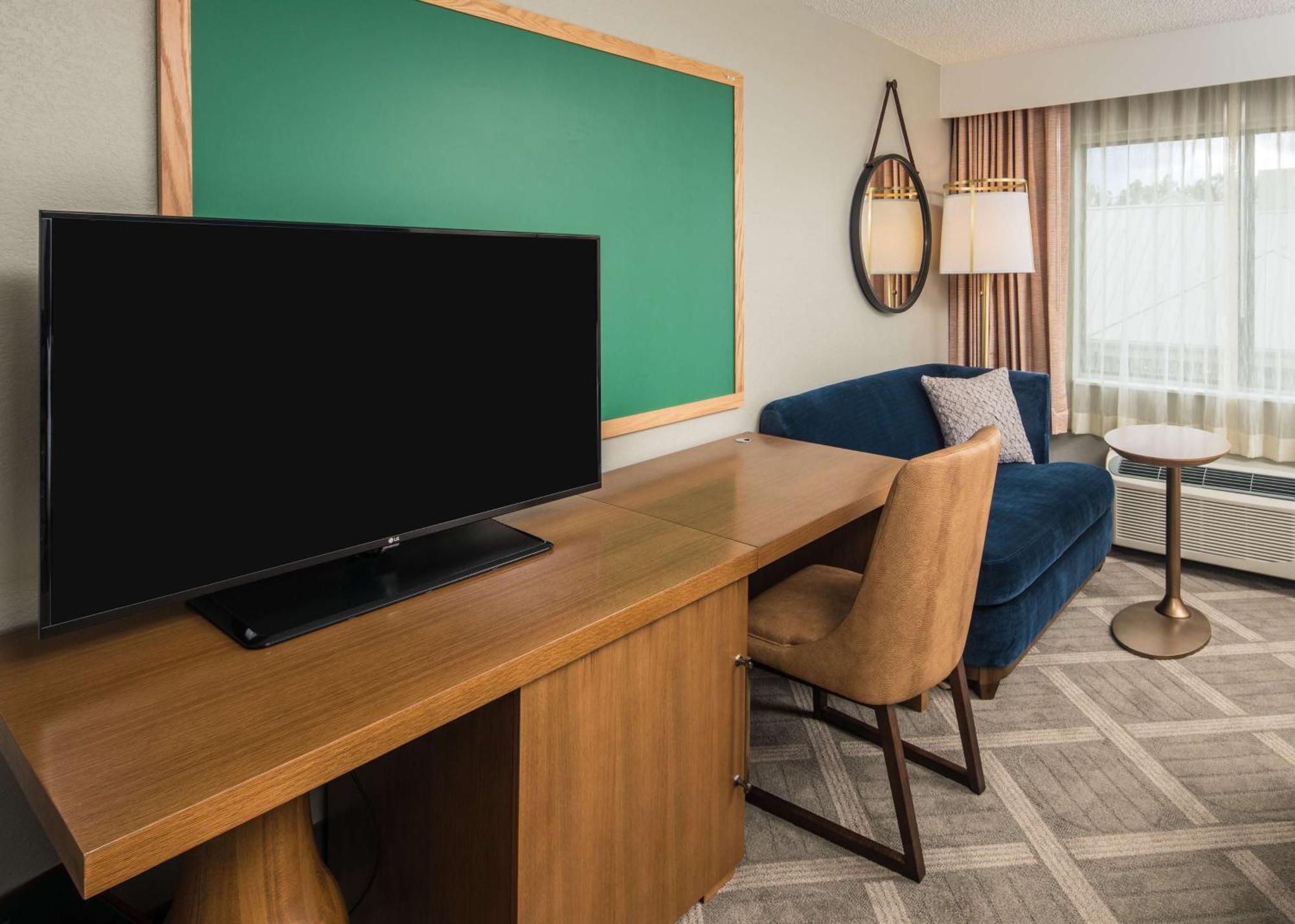 Doubletree By Hilton Hotel Gainesville