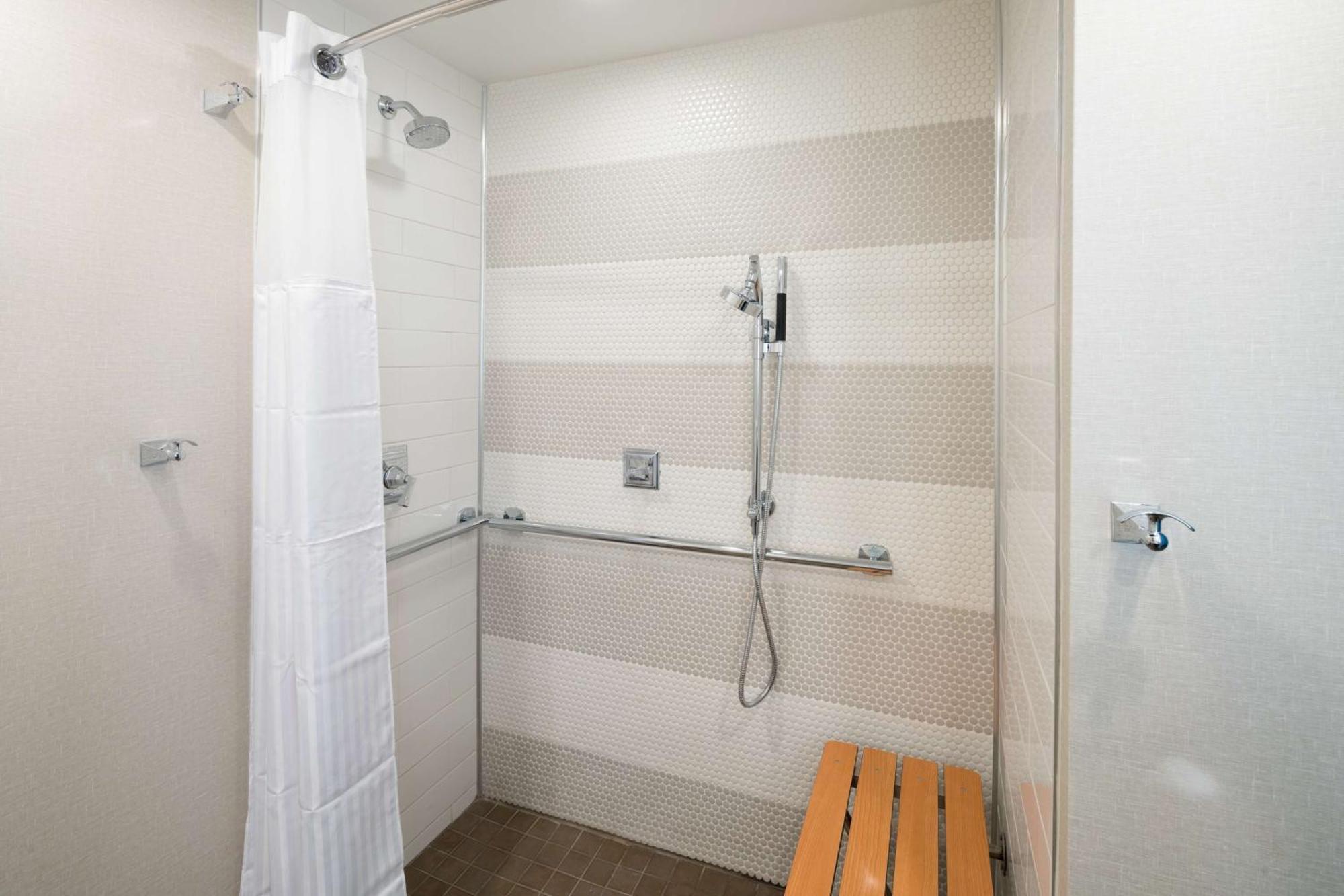 Hotel Doubletree By Hilton Gainesville