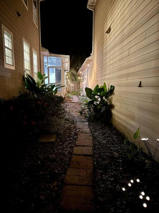 Great3bed&3bath. 2balconies. Perfect Neighborhood * Gainesville