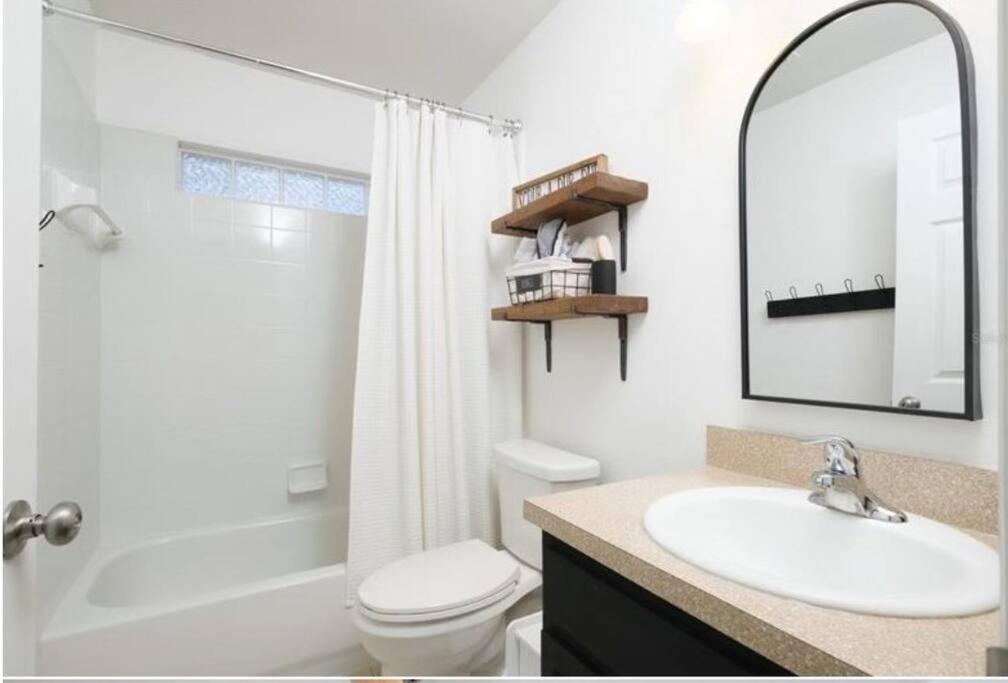 Great3bed&3bath. 2balconies. Perfect Neighborhood Villa Gainesville