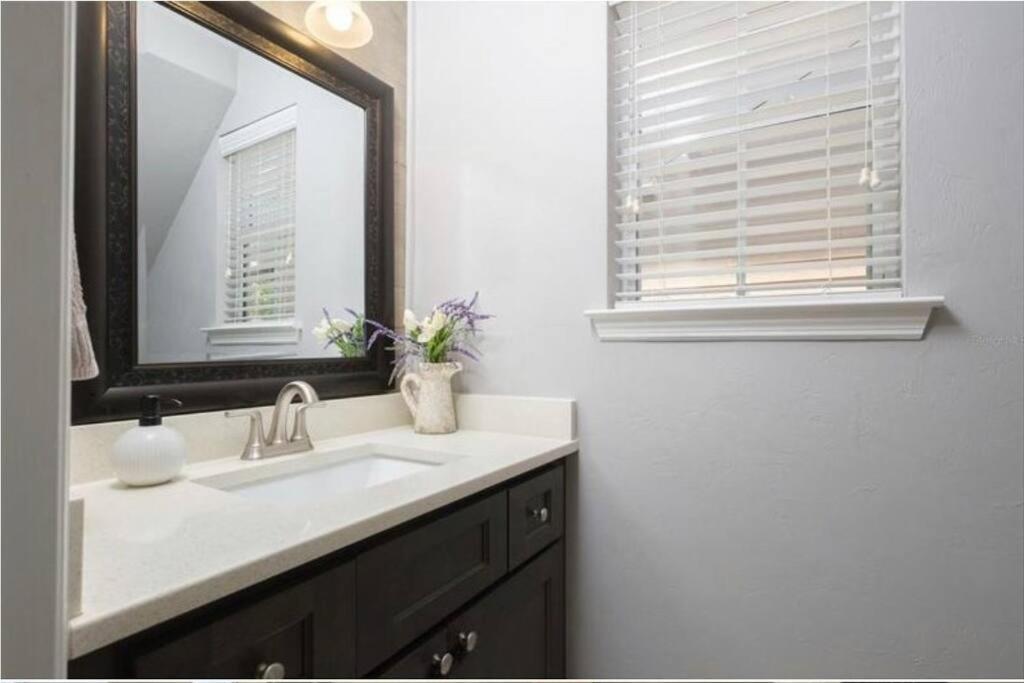 Great3bed&3bath. 2balconies. Perfect Neighborhood