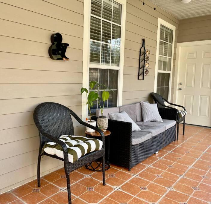 Villa Great3bed&3bath. 2balconies. Perfect Neighborhood Gainesville