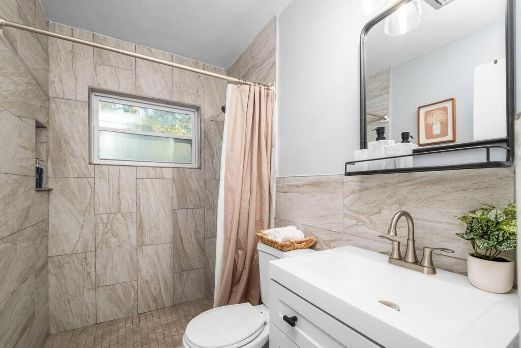 Modern Near Uf, Stadium - Private Gazebo Holiday home *